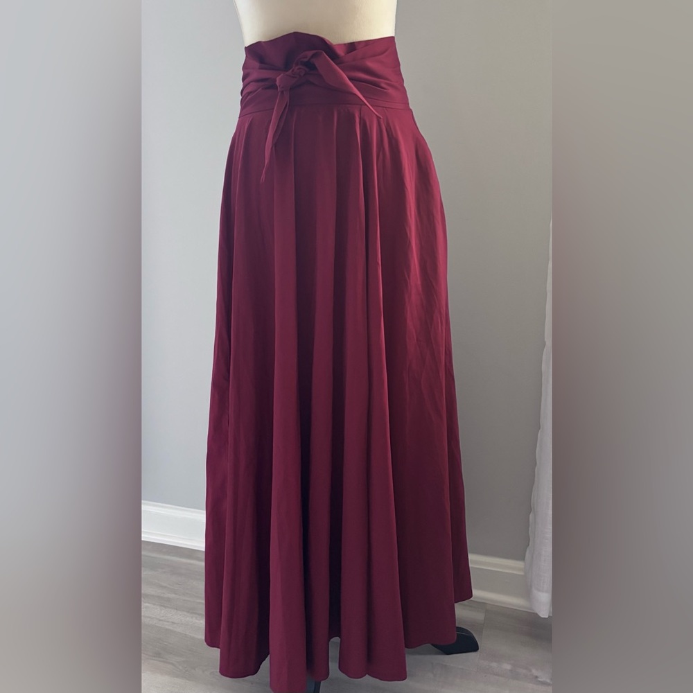 Elegant Burgundy Maxi Skirt